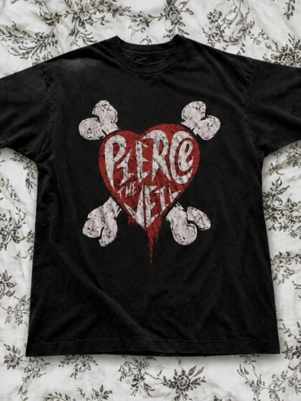 Pierce The Veil Heart Graphic Tee Black Unisex Band T-Shirt
